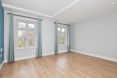 4 bedroom terraced house to rent - Photo 2