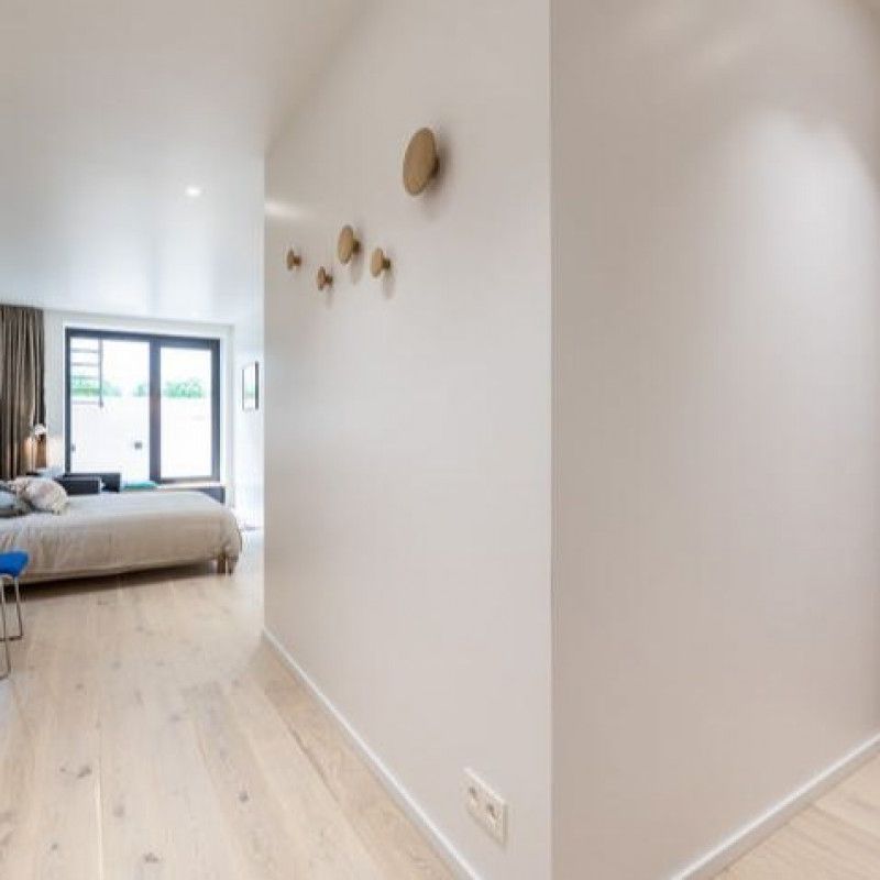 Luxueux rez-jardin avec 3 chambres / Quartier du Châtelain. - Foto 1