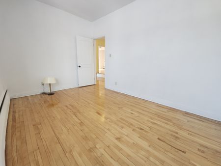 842 Rue Prieur Est - Photo 3