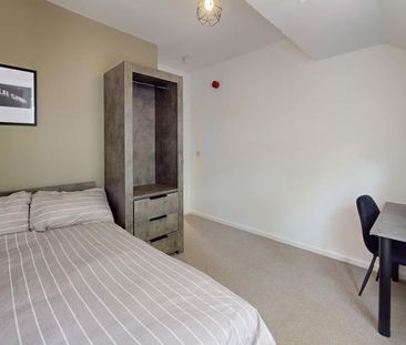 1 bedroom in a house share to rent - Photo 5