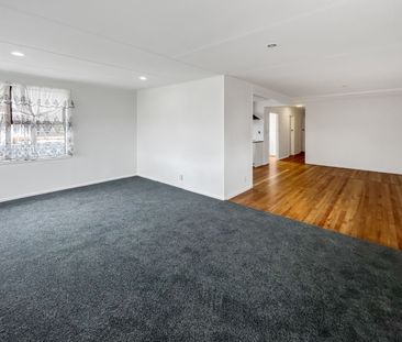 Renovated three bedroom in Mangere East! - Photo 1