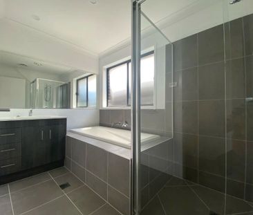 Premium Duplex Living - Photo 5