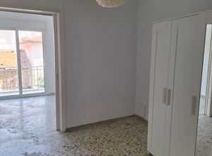 Διαμέρισμα για ενοικίαση - Νίκαια, - Φωτογραφία 1