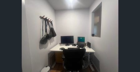 2 BEDROOM APARTMENT. - Photo 2