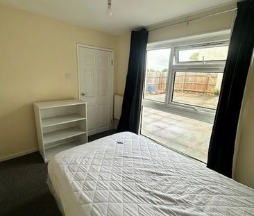 6 bedroom house of multiple occupation to rent - Photo 4