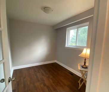 For Lease - 38 Main Street, Uxbridge, Ontario - Photo 5