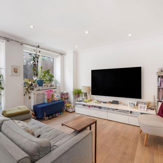 5 bedroom terraced house to rent - Photo 1