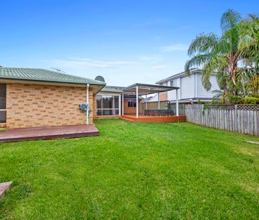 32 Catalpa Grove, Menai NSW 2234 - House For Rent | Domain - Photo 3
