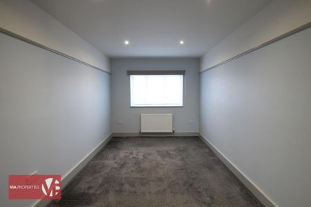2 bedroom house to rent - Photo 3