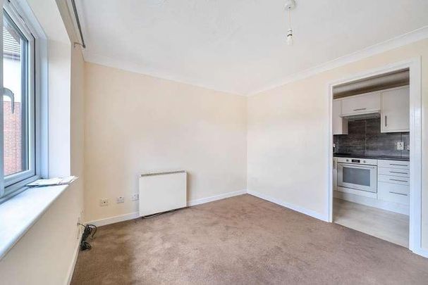 Sovereign Court, High Wycombe, HP13 - Photo 1