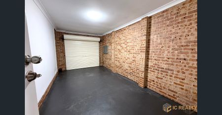 Solar-Equipped Renovated Family Home - Photo 4