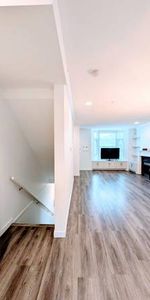 Elegant 4-Bedroom Townhouse for Rent in Prime Oakridge, Vancouver! - Photo 3