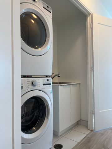 For Lease - 65 Annie Craig Drive Unit# 609, Toronto, Ontario - Photo 4