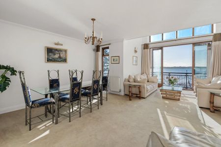 4 bedroom detached house to rent - Photo 3