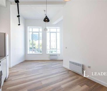 Fountain View, Commercial Road, Portsmouth, Hampshire, PO1 - Photo 4