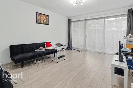 4 bedroom terraced house to rent - Photo 4