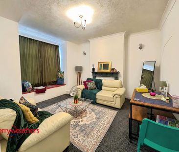 3 bedroom end of terrace house to rent - Photo 1