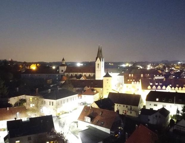 EINMALIGE GELEGENHEIT - 6 ZIMMER WOHNUNG für die ganze Familie - Photo 1