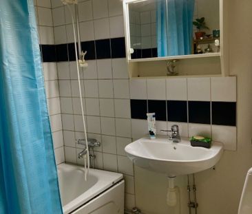 Västerås - 1.5rok - tillsv - 7.676kr/mån - Photo 1