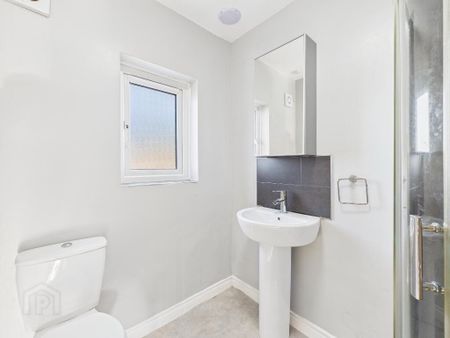 270 Beersbridge Road, Belfast, BT5 4RZ - Photo 2