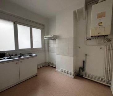Location Appartement 3 pièces 74m² AIRE SUR L ADOUR 40800 - Photo 5