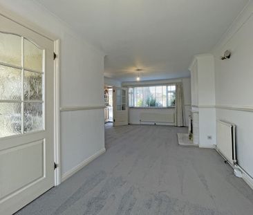 Poplar Crescent, West Ewell, KT19 - Photo 1