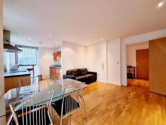 2 bedroom apartment to rent - Photo 1