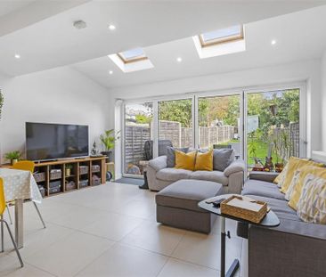 5 bedroom house to rent - Photo 2