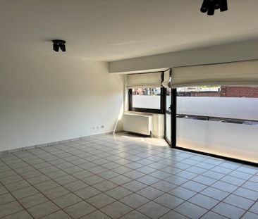 HERZELE - RUIM APPARTEMENT VLAKBIJ STATION - Photo 4