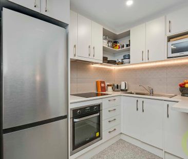 Private Corner Position | Fully Renovated | Quiet & Energy Efficient - Photo 6