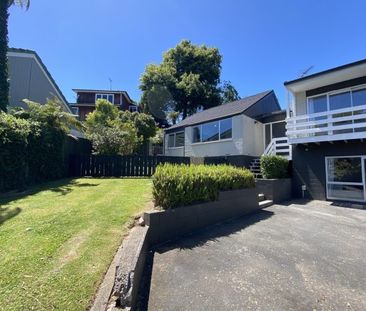 Family Favourite - Photo 2