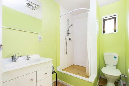 3-Bedroom Unit in Sydenham, Christchurch - Photo 5