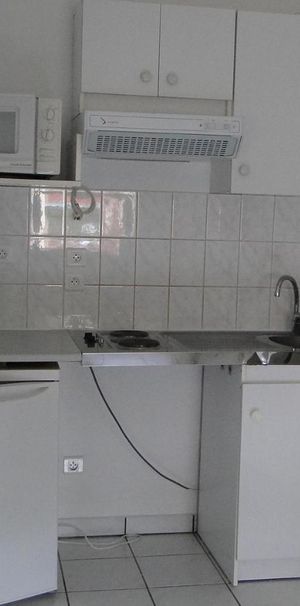 Location Appartement 1 pièce 24m² CLERMONT FERRAND 63000 - Photo 1