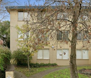1/60 Edgar St N, Glen Iris - Photo 1
