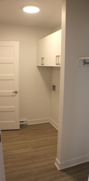 4 1/2 + Espace Bureau NEUF! - Photo 1