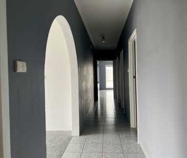 Spacious Three Bedroom Home - Photo 3