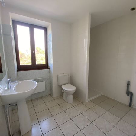Location Appartement 2 pièces 48m² ALBY SUR CHERAN 74540 - Photo 4