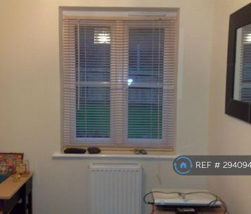 3 bedroom semi-detached house to rent - Photo 6
