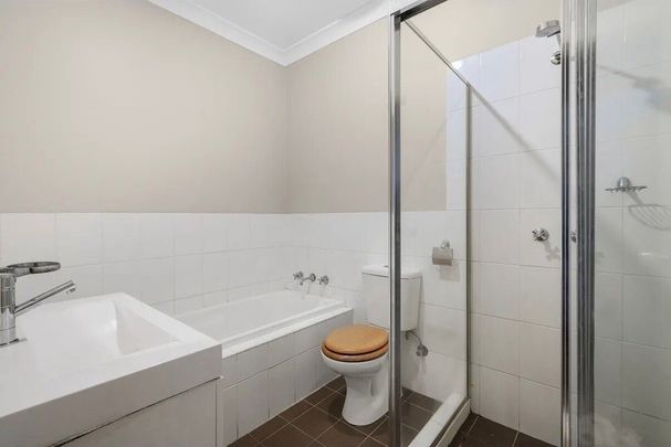 Toongabbie - Photo 1