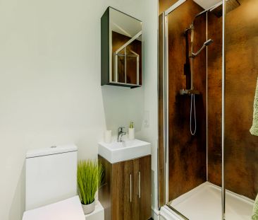 Silver Studio - Photo 1