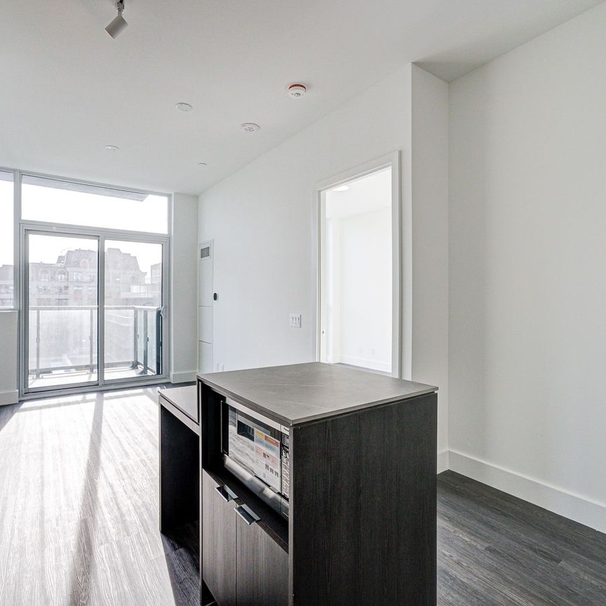 For Lease - 6 Greenbriar Road Unit# 709, Toronto, Ontario - Photo 1