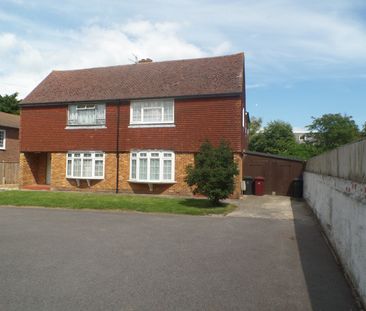 5 bedroom house to rent Lake Road, Chichester, PO19 - Photo 6