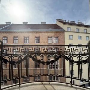 1010 - Toplage am Rudolfsplatz: "4-Zimmer-Altbaujuwel mit zwei kleinen Balkonen - ERSTBEZUG NACH GENERALSANIERUNG" - Photo 3