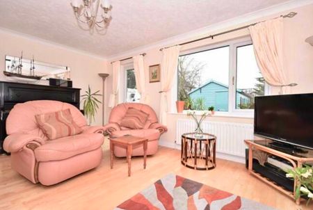 Bright & Modern 3 Bedroom Mid Terraced House for Rent in Nutbourne Nr Emsworth - Photo 5