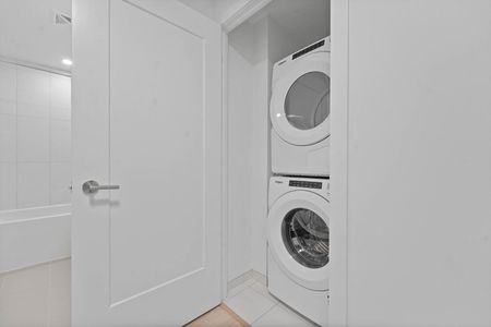 For Lease - 25 Cordova Avenue Unit# 305, Toronto, Ontario - Photo 2