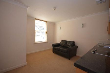 1 bedroom apartment to rent - Photo 4