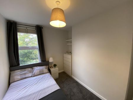 Flat to rent - Photo 3