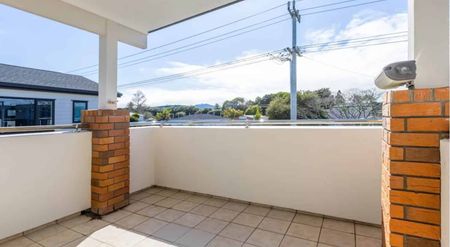 Two Bedroom Home! - Photo 2