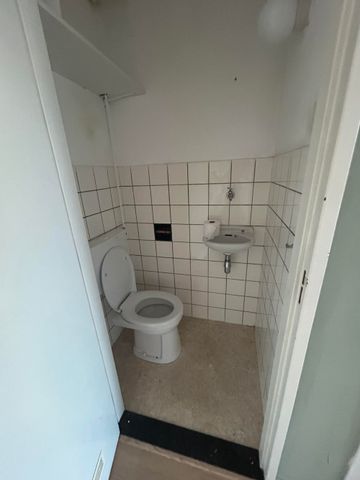 2312AP, Leiden, Stationsplein, 198 - Photo 3