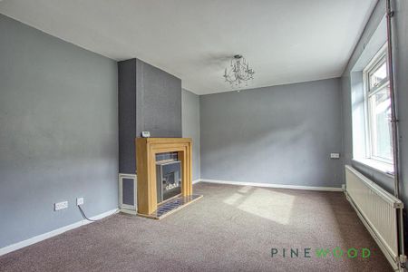 3 bedroom semi-detached house to rent - Photo 3